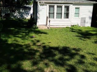 2923 Gilead Ave, Zion, IL 60099
