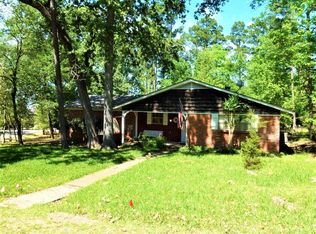 31 Magnolia Cove Cir, Coldspring, TX 77331