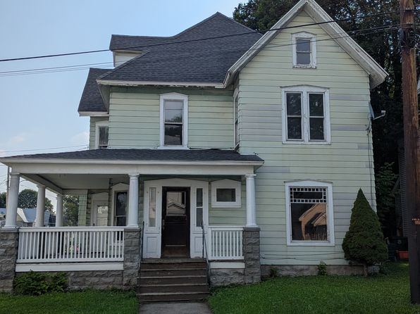 225 Forest Ave