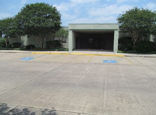 2011 E Villa Maria Rd, Bryan, TX 77802