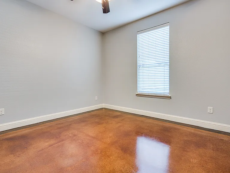 2714 Merida Ave #2714 — Photo 7