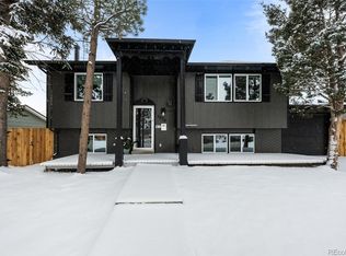 3530 W Edgemore Pl, Englewood, CO 80110
