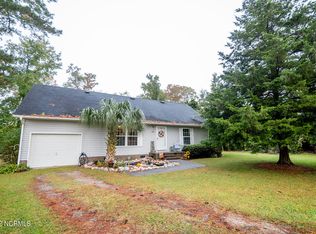 605 N Light St, Columbia, NC 27925