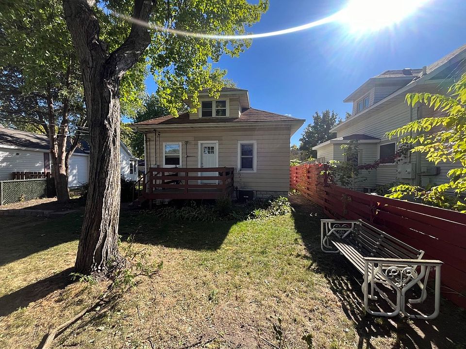 1st image of 1707 Adams St