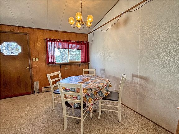 3rd image of 310 N Broadway Avenue