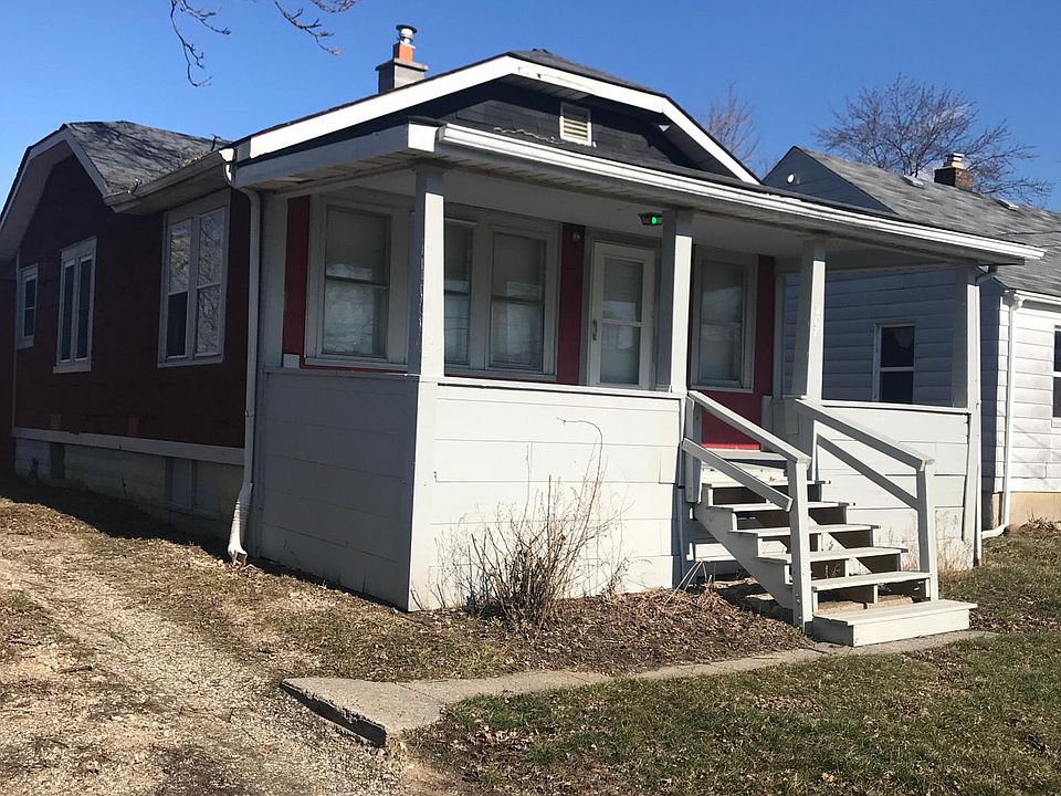 1st image of 2077 E Schumacher St