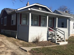 2077 E Schumacher St, Burton, MI 48529