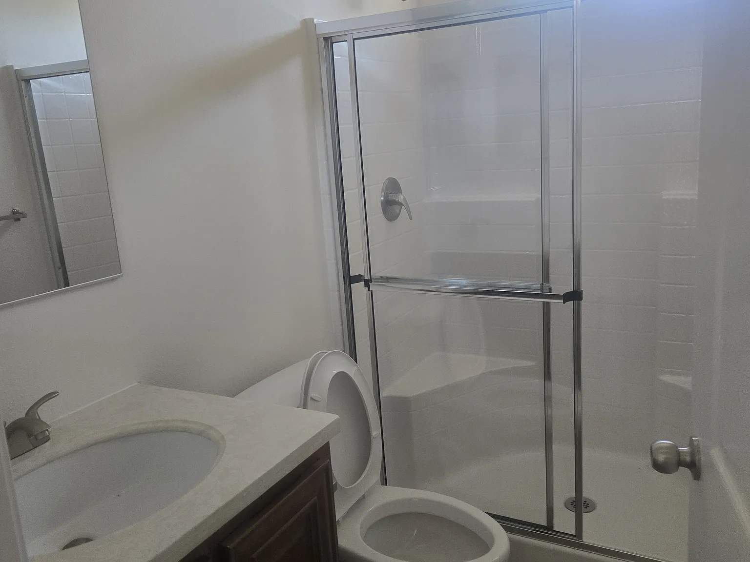 2 bed, 720 sqft, $3,500 — Photo 1