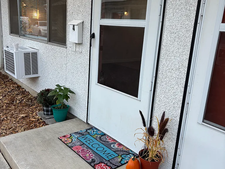 404 S 9th Ave #4 — Photo 16
