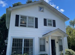 1128 Green Street Cir, Gainesville, GA 30501