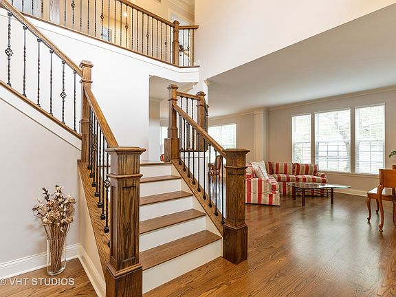 2nd image of 1528 Eric Ln