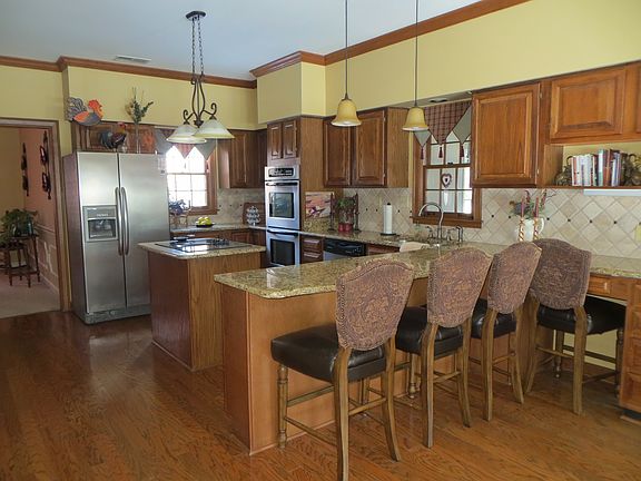 4th image of 9153 Sycamore Creek Cv