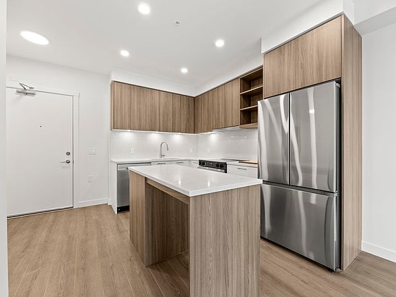 4th image of 82 1st St #213