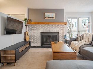 3402 S Parkdale Blvd NW #7, Calgary, AB T2N 3T4