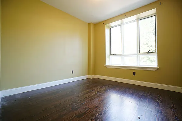 Rented by Lofts and Flats LLC | media 12