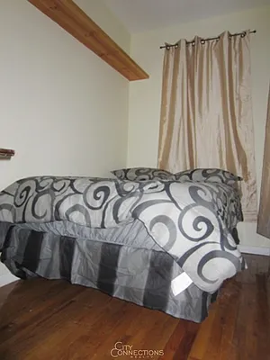 Rented by City Connections Realty | media 14