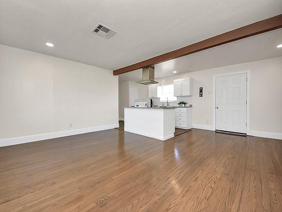 5th image of 119 Burke Rd