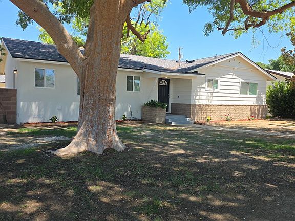 3rd image of 1102 Cypress Ave