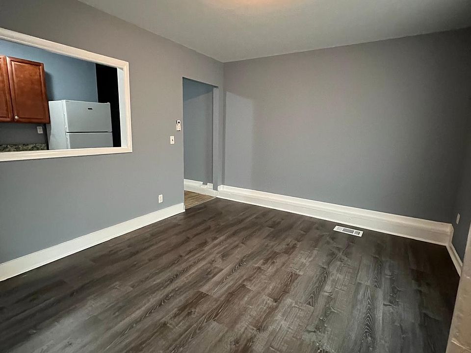 1st image of 728 N Madison St #1