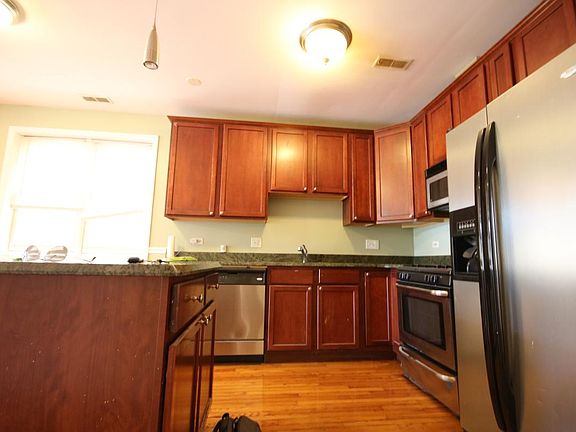 3rd image of 5416 S Michigan Ave Unit 2