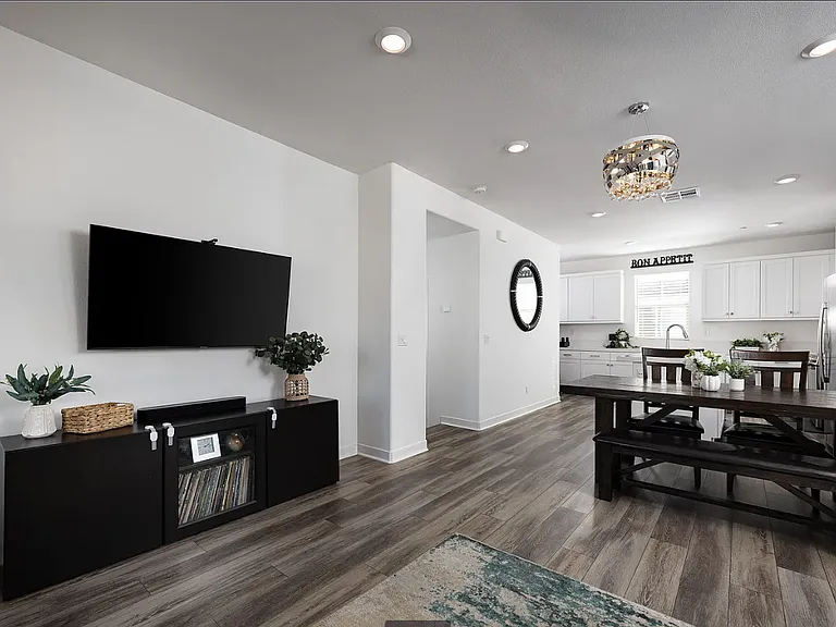 162 Juniper Dr — Photo 4