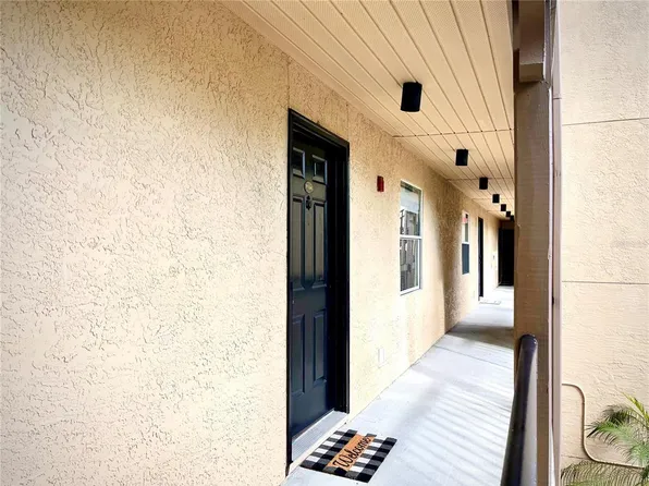 2400 Feather Sound Dr APT 124, Clearwater, FL 33762