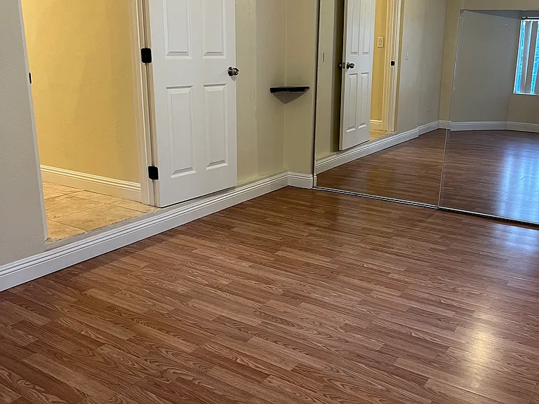 5538 Riverton Ave #A — Photo 16