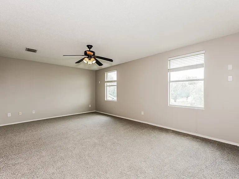 521 Merton Ct — Photo 8