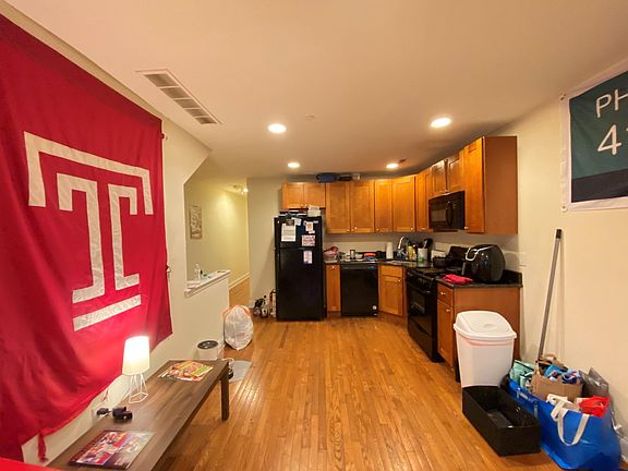 3rd image of 1732 N Gratz St #2