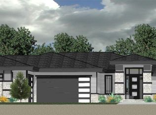 17052 S Reflection Cir, Bennington, NE 68007