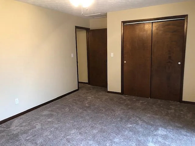 1 Bates Dr — Photo 10