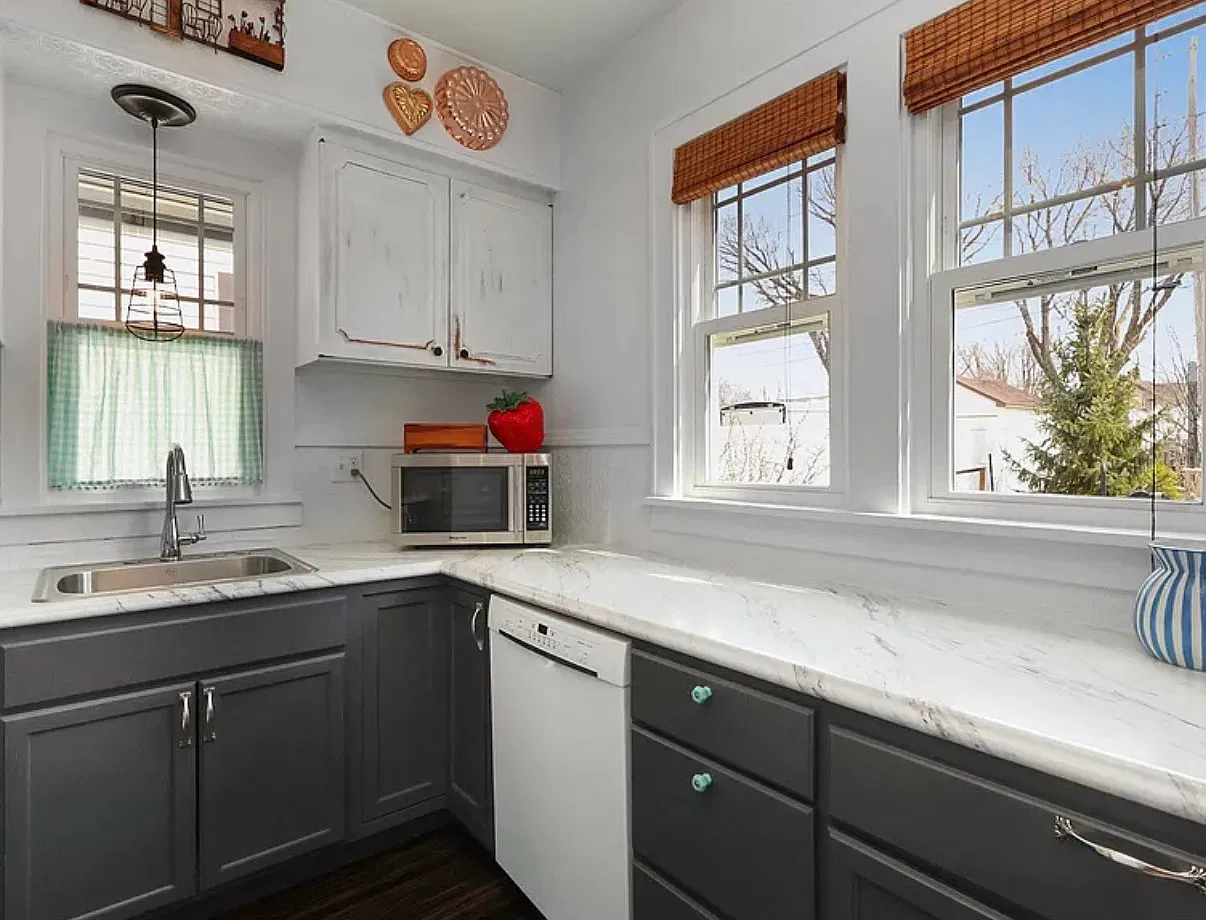 3 bed, 1383 sqft, $1,600 — Photo 3