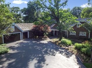 3510 Surrey Ln, Long Grove, IL