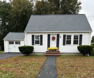 15 Beaconsfield St, Lawrence, MA, 01843