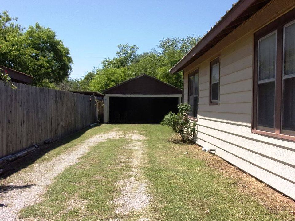 2218 Lexington St, Vernon, TX 76384 Zillow