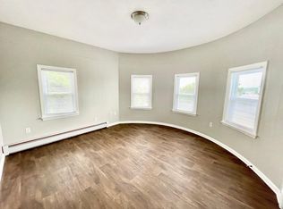 117 Eastern Ave APT 3, Worcester, MA 01605
