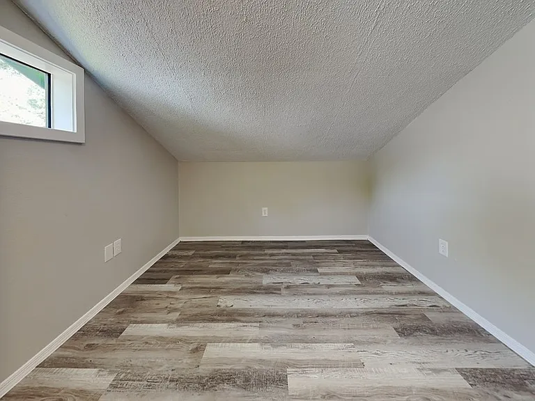 2509 Merrimac Dr — Photo 14