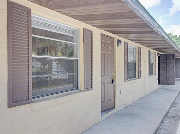 830 N Clake Ave APT 2, Deland, FL 32724