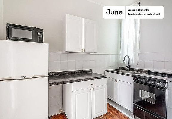 2nd image of 518 E 83rd St APT 4D