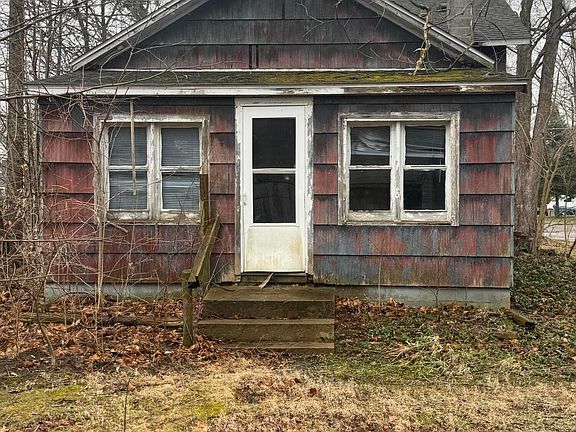 4th image of 331 S Main St