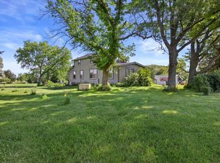 S105W15746 Loomis Dr, Muskego, WI 53150