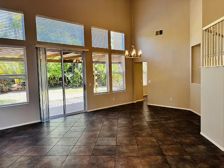 4984 Riding Ridge Rd — Photo 10
