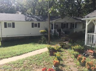 8188 SE Raccoon Dr, Baxter Springs, KS 66713