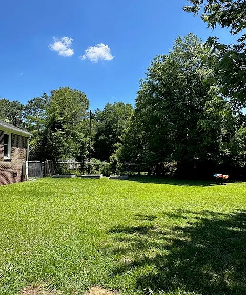 4526 Cedar Springs Rd — Photo 29