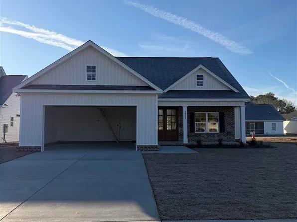 2922 Fincher Dr, Florence, SC 29501