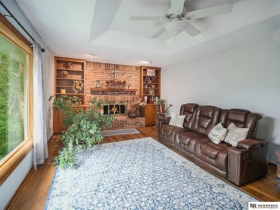 2nd image of 4112 Boulder Dr