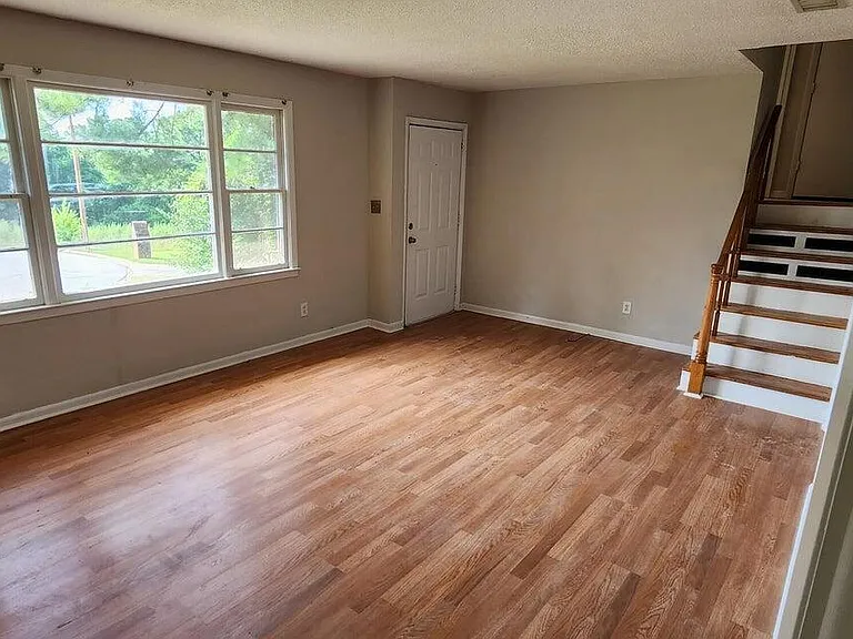 3106 Truxton Rd — Photo 4