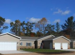 2000 Okray Ave, Plover, WI 54467