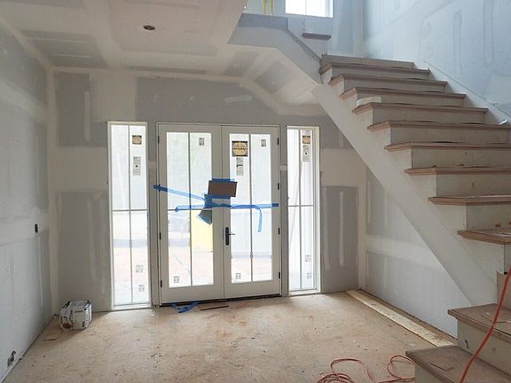 3rd image of 3017 William Frederick Way