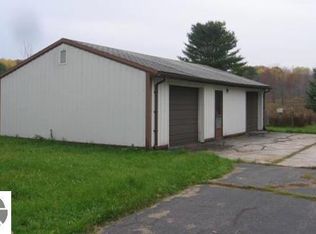 2847 Shady Shores Rd, Lupton, MI 48635